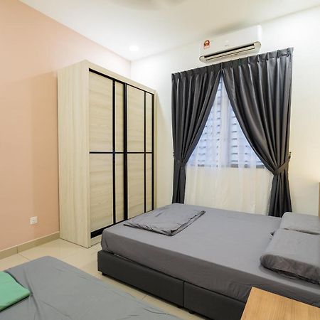 Alpaca homestay Desaru Luaran gambar