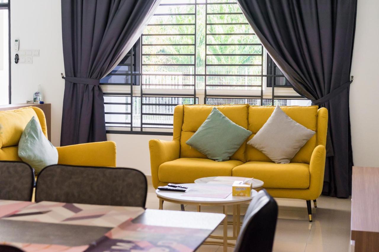 Alpaca homestay Desaru Luaran gambar